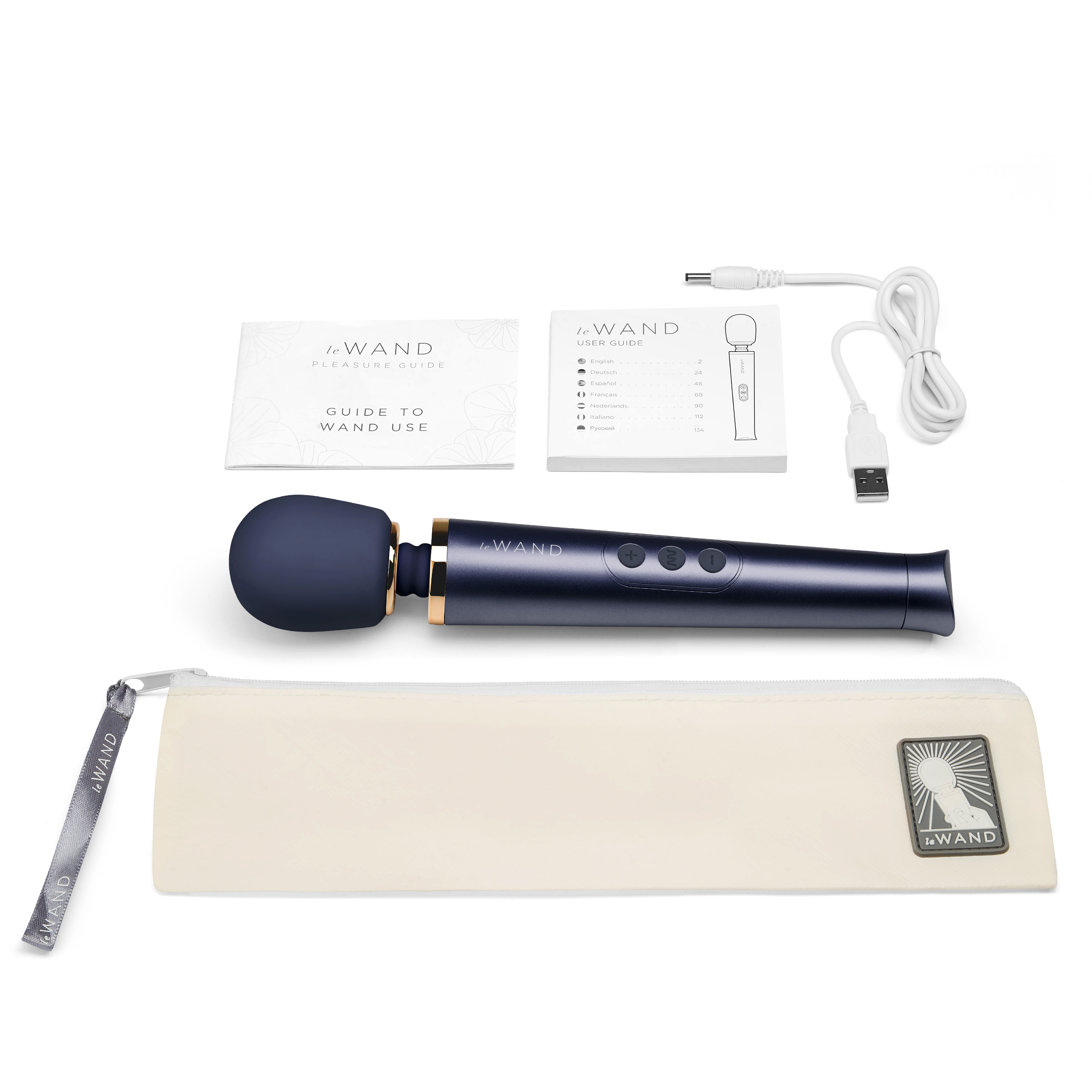 Le Wand Petite Navy rechargeable massager