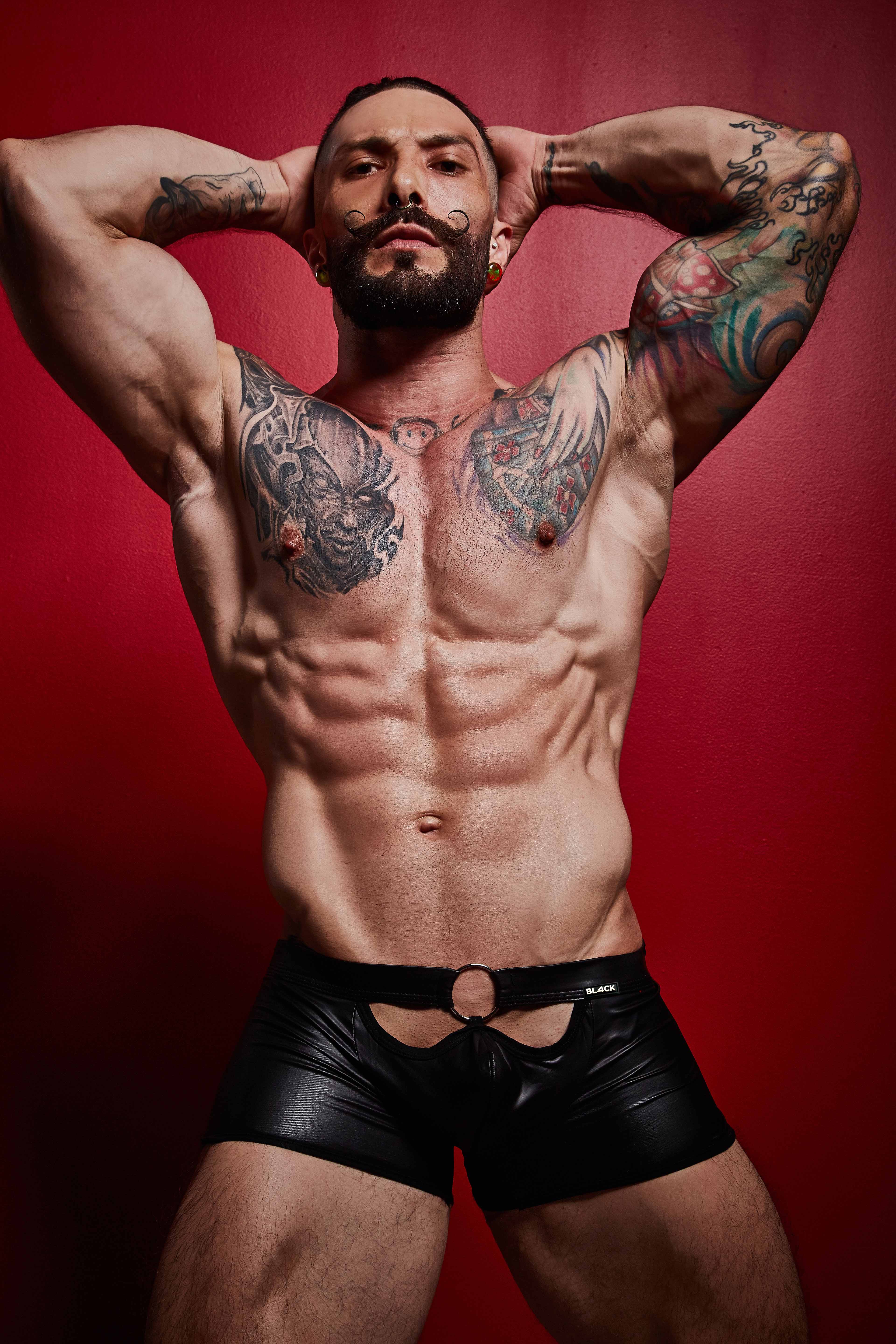 C4M Peekaboo Black Mini Pants M C4M Peekaboo Black Mini Pants M