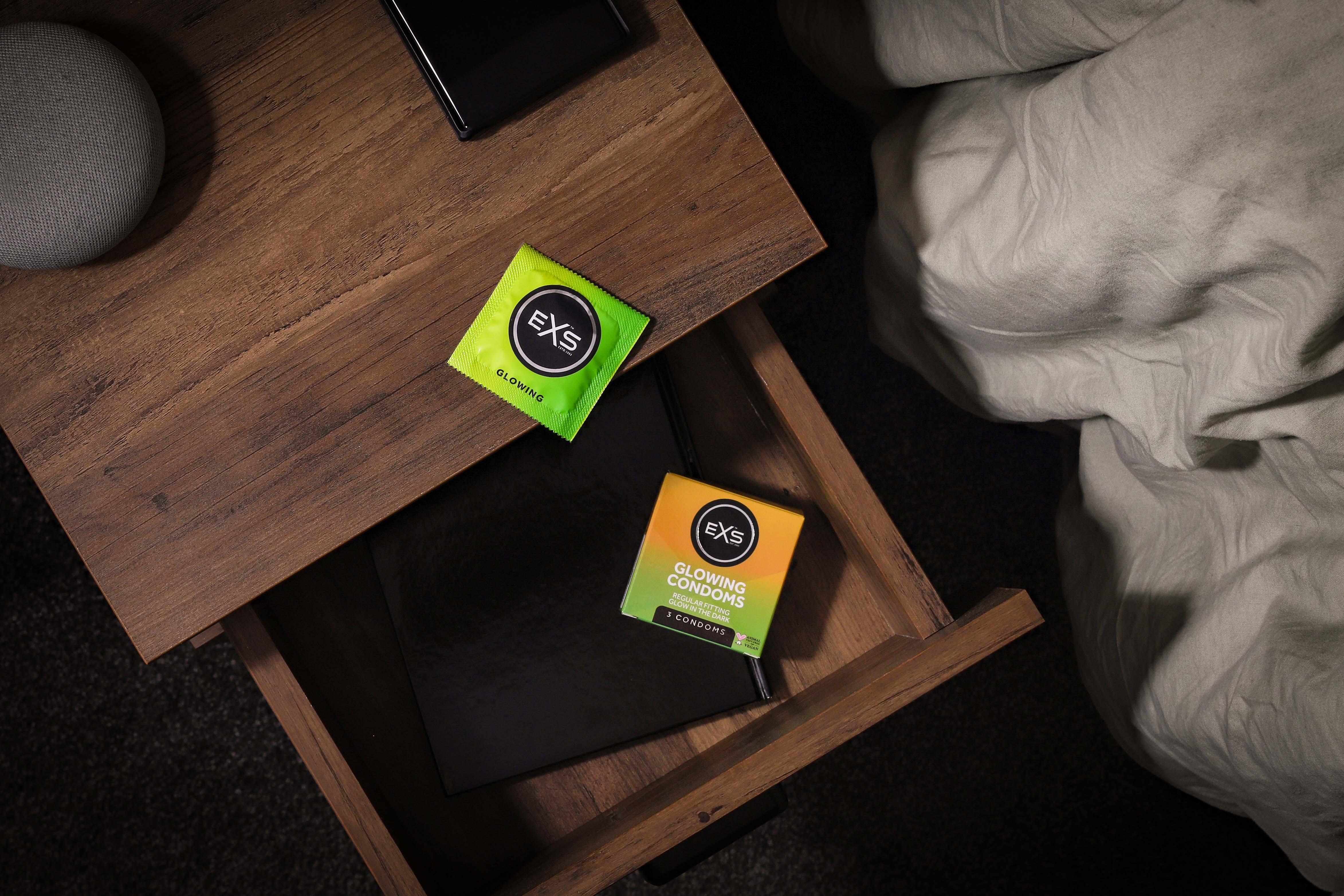 EXS Glow condoms (3pcs)