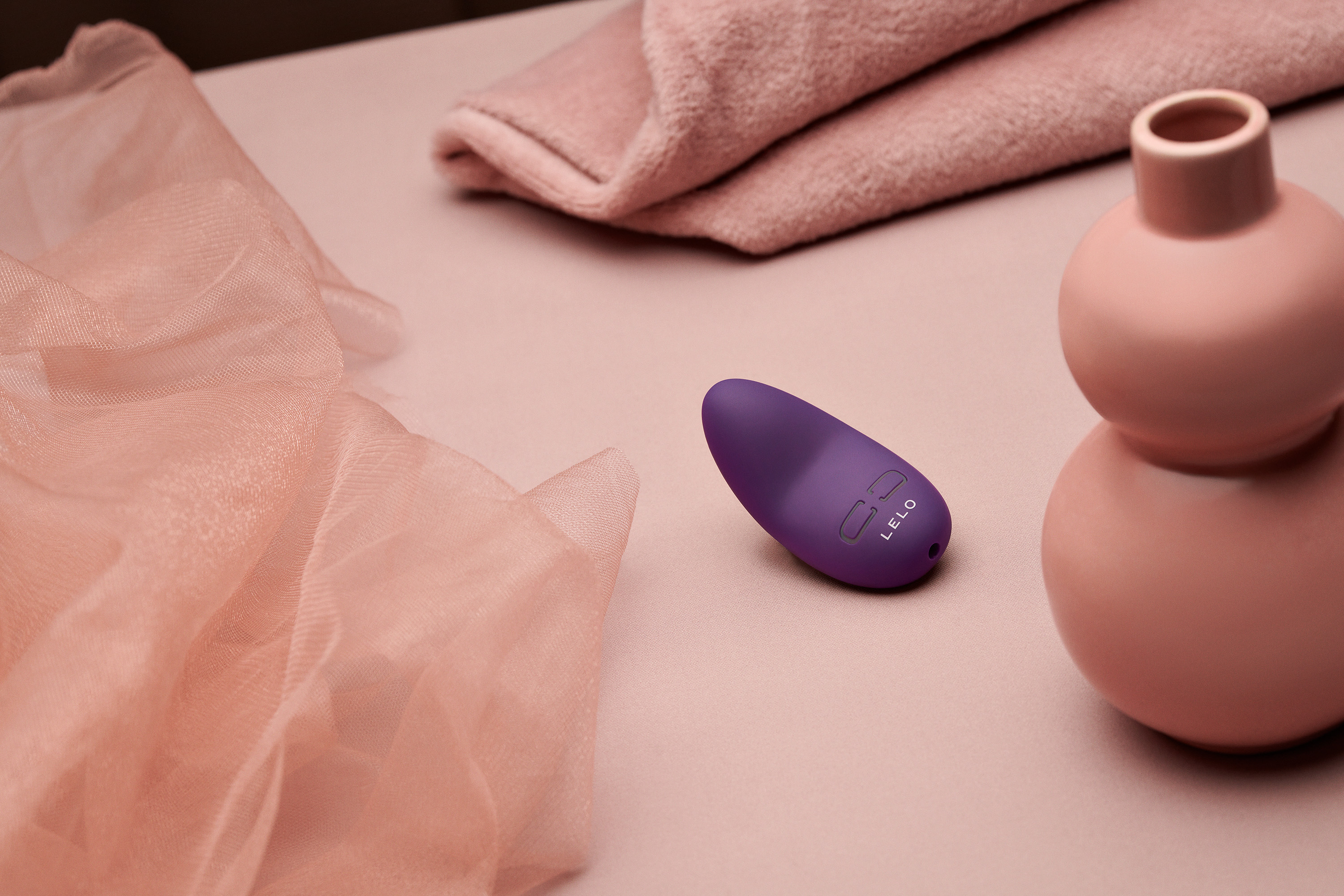 LELO Lily 3 - Dark Plum