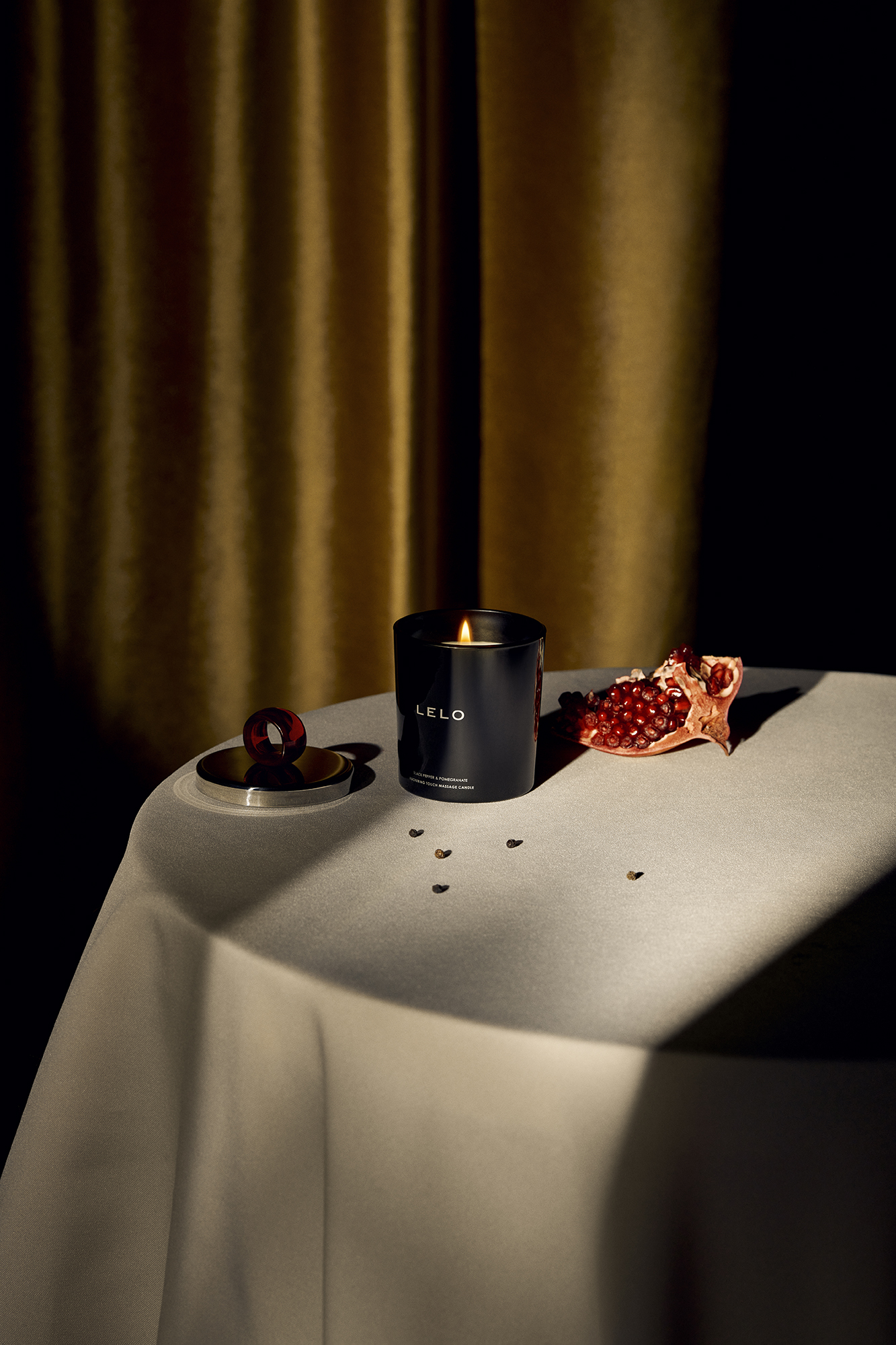 LELO Massage Candle Black Pepper & Pomegranate