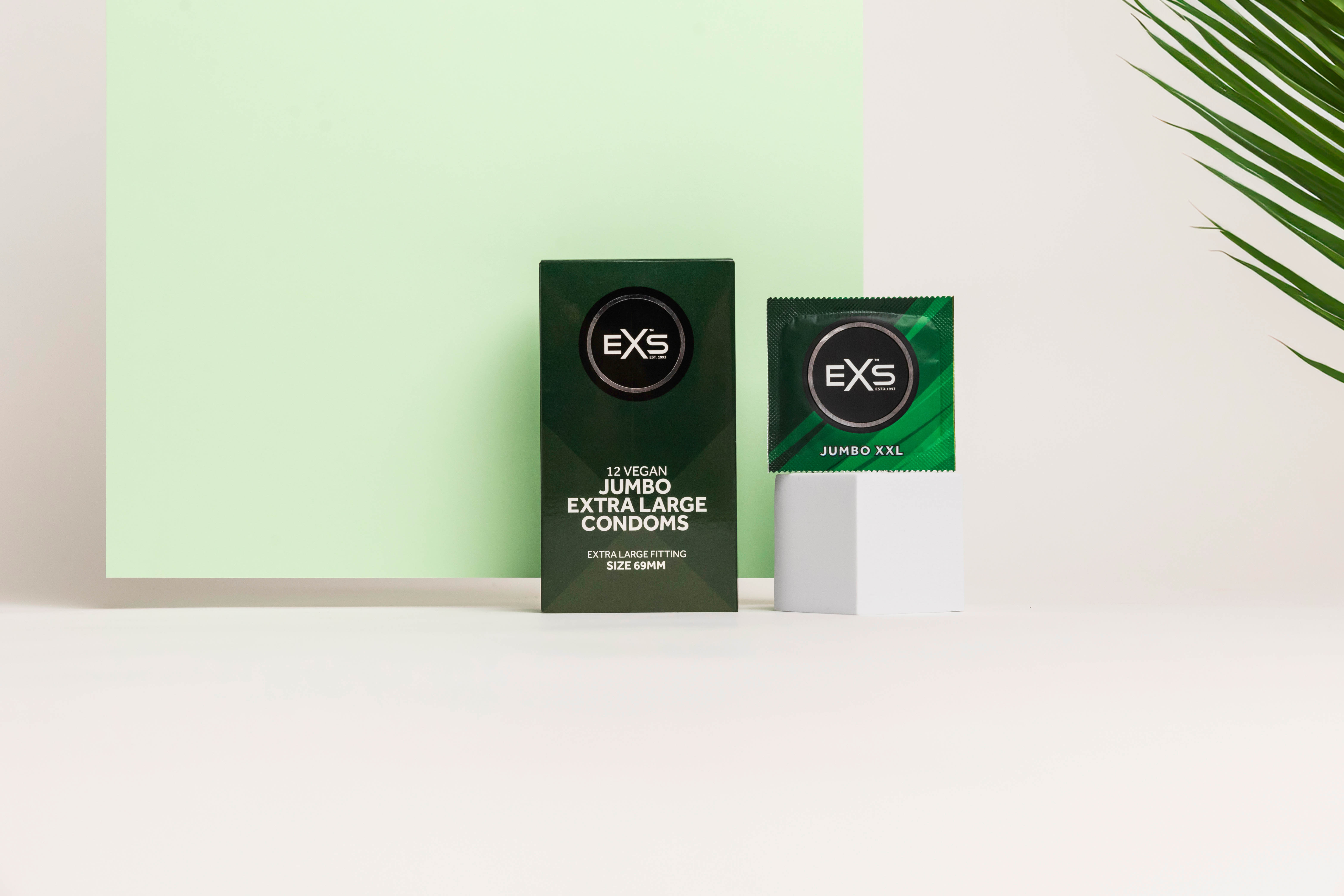 EXS Jumbo 69mm condoms (12pcs)