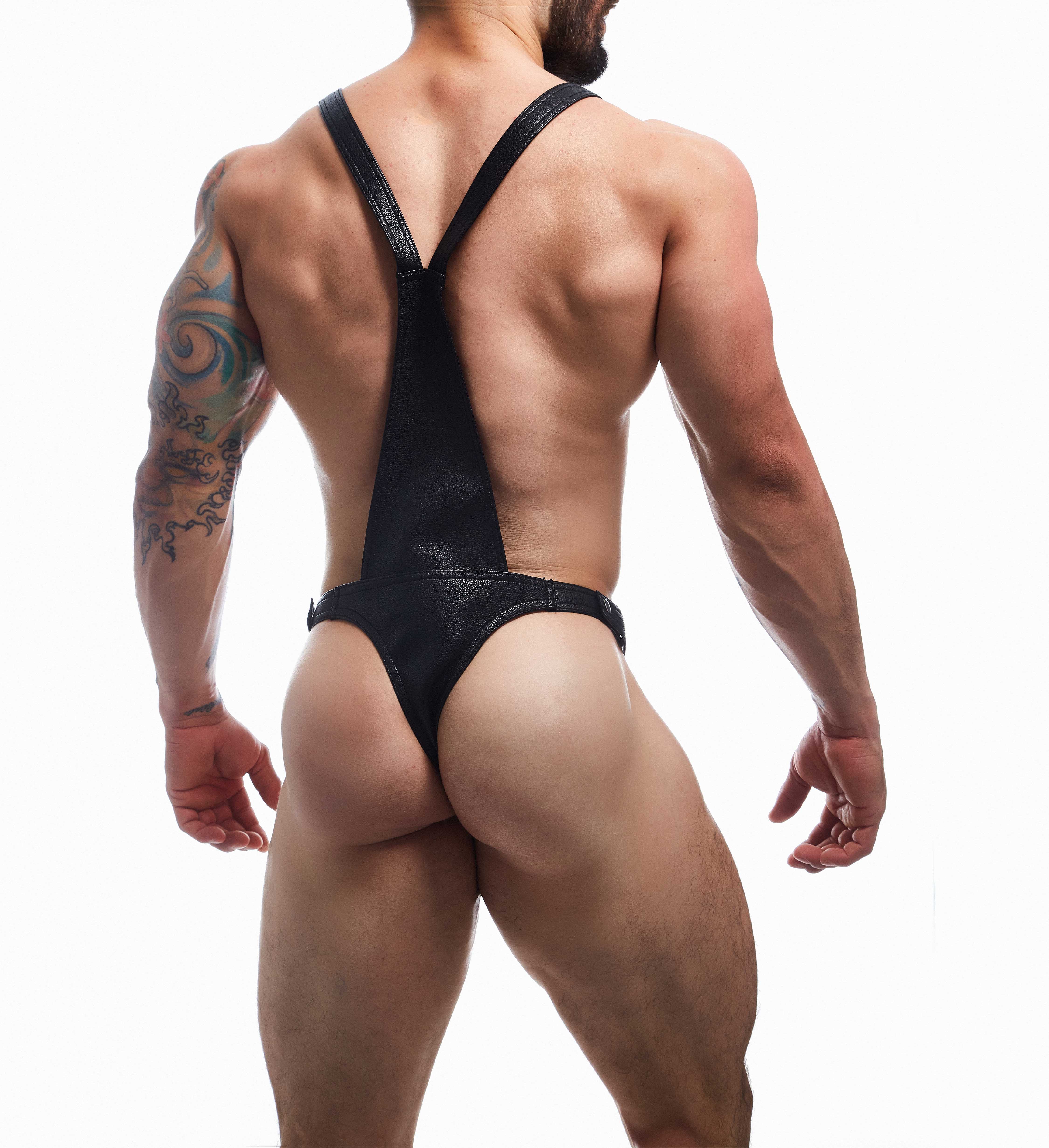 C4M Dungeon Black Harness OS C4M Dungeon Black Harness OS