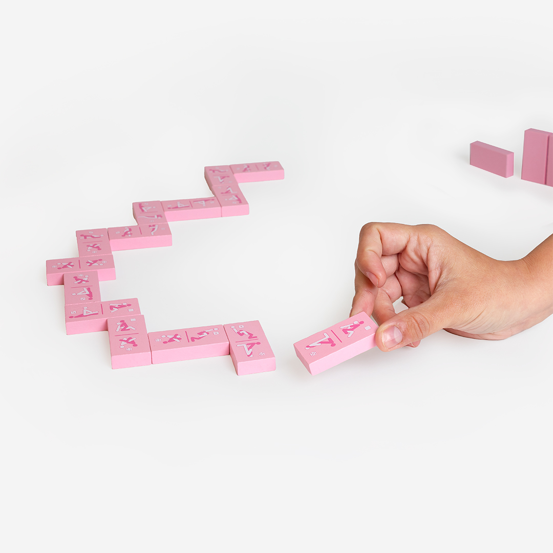 Secret play - Kinky Domino Game
