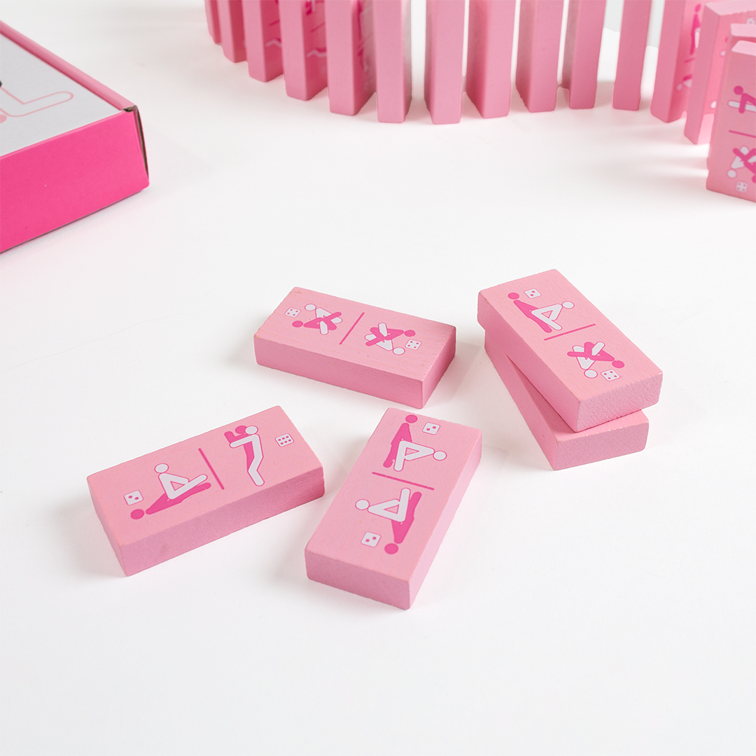 Secret play - Kinky Domino Game
